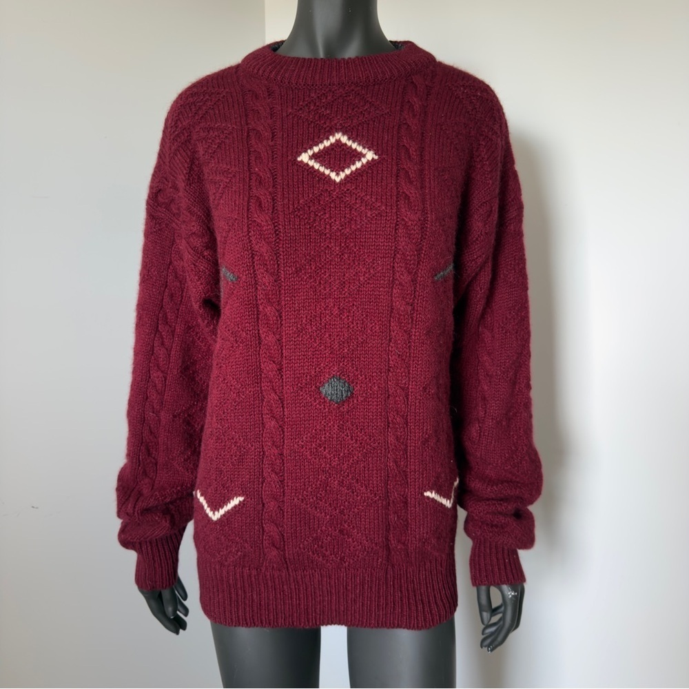 199. VTG Club International 100% Wool Sweater | Burgundy Cable Knit Pullover M